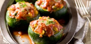 Receta de Zapatillos rellenos de salsa de tomate